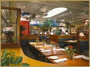 Restaurant seating Photo